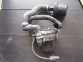 BMW   E90 E91 E92 330xi 328xi 328i 28I Secondary Air Pump   7557903